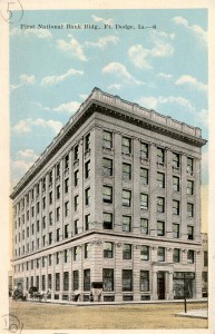 First National Bank Building Fort Dodge, IA. Postcard